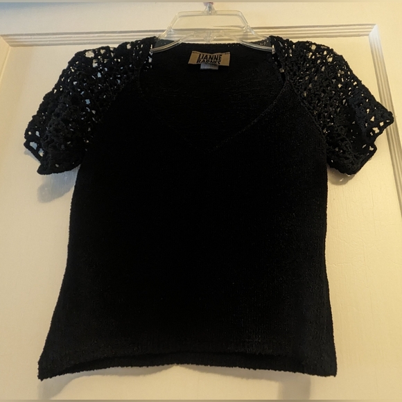Vintage Lianne Barnes Dressy Stretchy Knit Crop Top W/ Crochet Short Sleeves. - Picture 7 of 9
